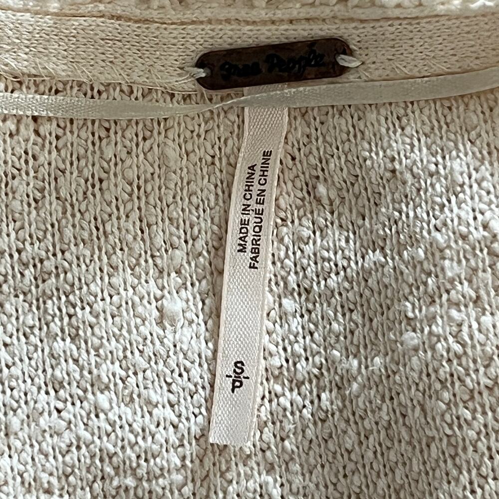 Free People Popcorn Cropped V-Neck Sweater Cream Small - Picture 9 of 10